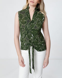 BRINA Sleeveless Blouse with Ruffled Collar
